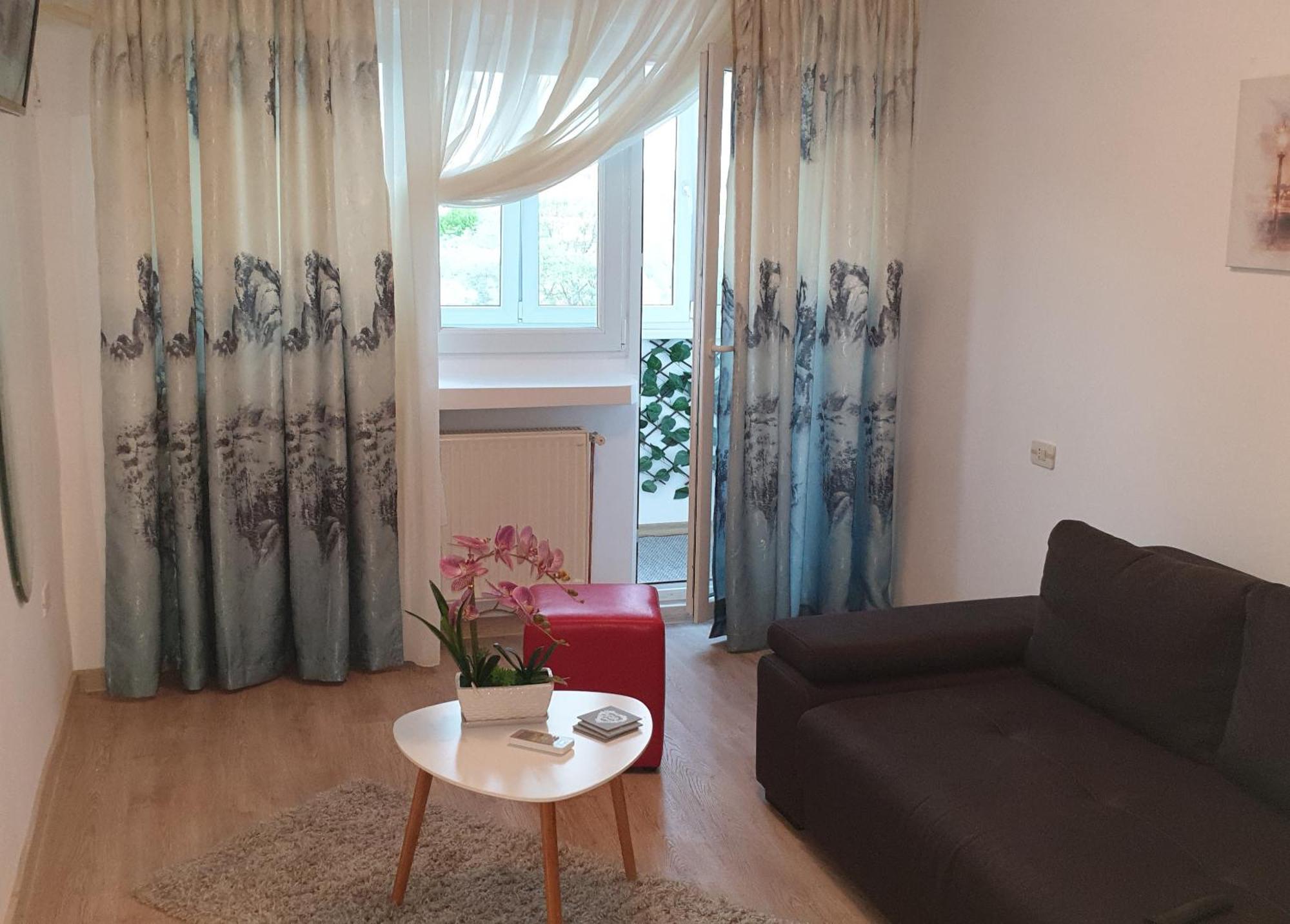 Apartament Viorela Alba Iulia Bilik gambar